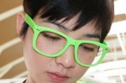眼镜框应该怎么写，眼镜框怎么选择适合脸型