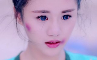 小s戴的美瞳是什么意思，